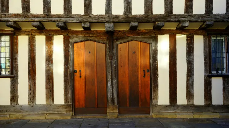 Heritage Havens: Discovering Authentic Medieval-Era Accommodation for Your Ludlow Christmas Adventure